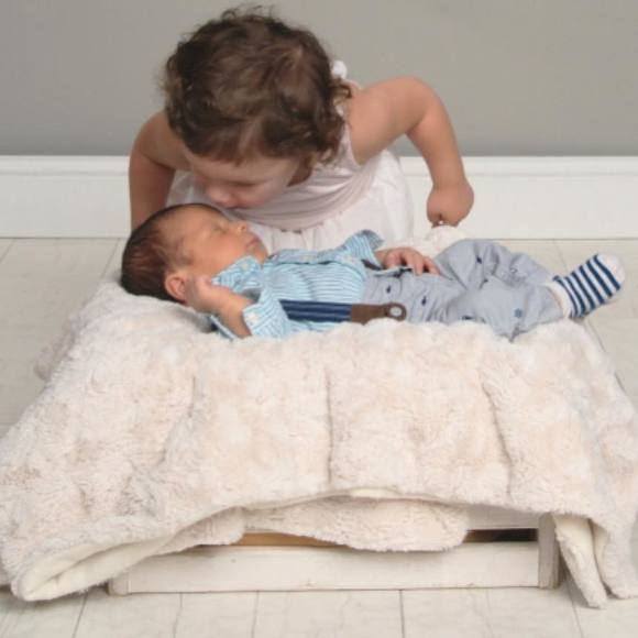 Meet your Posher, Nora - Picture 1 of 1